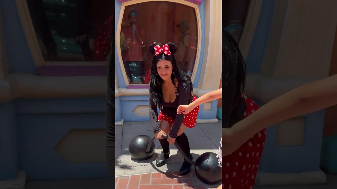 Fun fact you can never lift the weights off the ground at Toon Town lol