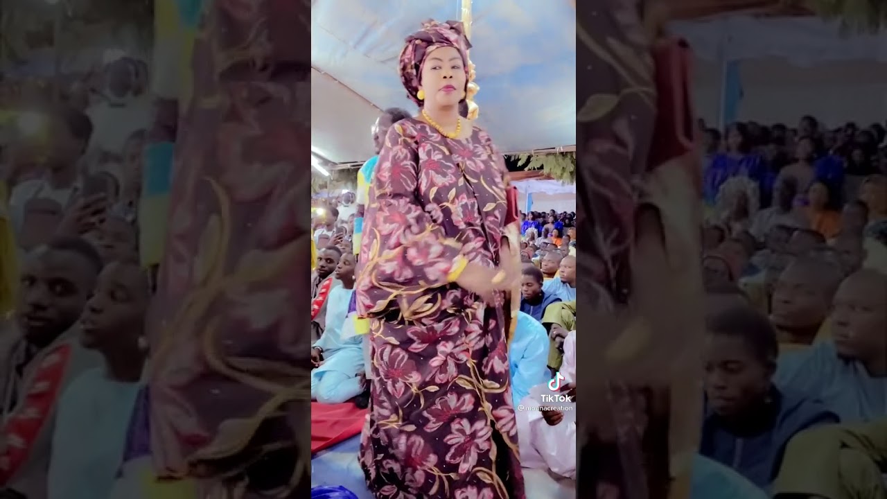 les 2 premières femme de cheikh Bethio Danse pour le nouveau khalif ..