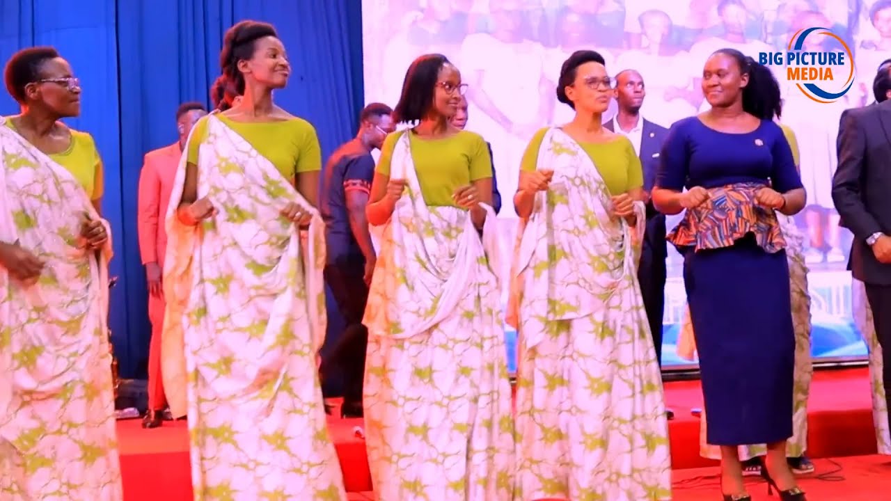 HOSANNA - CHRIST FOLLOWERS FT AMBASSADORS OF CHRIST