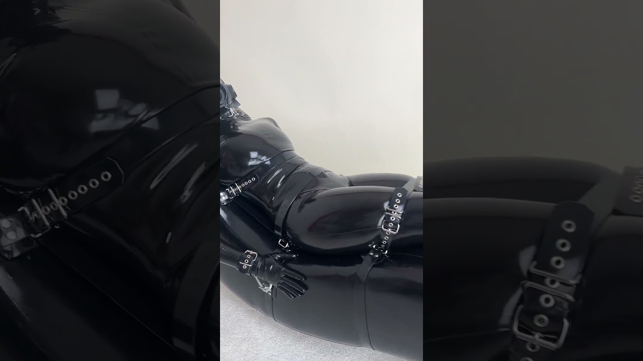 Latex Catsuit Cosplay 📍🙀 