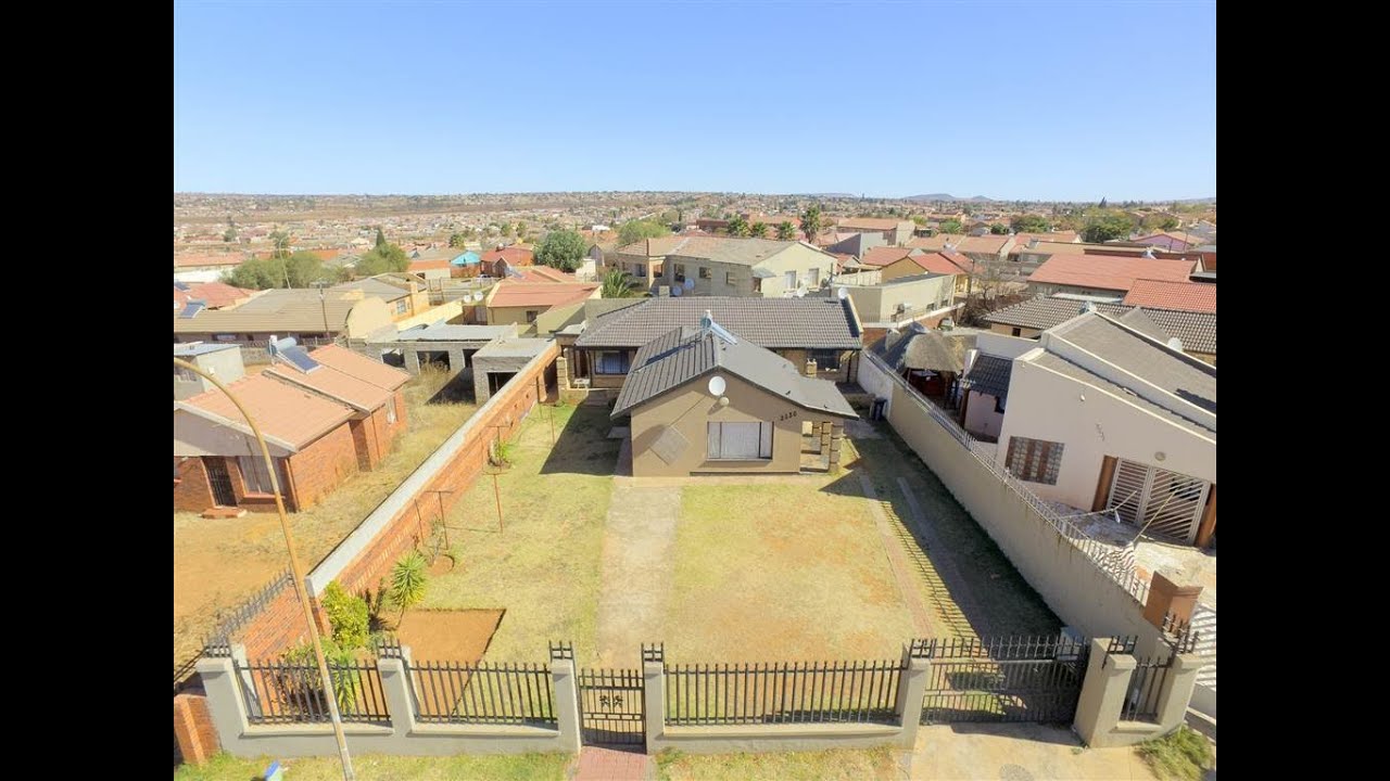 7 Bed House for sale in Gauteng Johannesburg Lenasia To Ennerdale