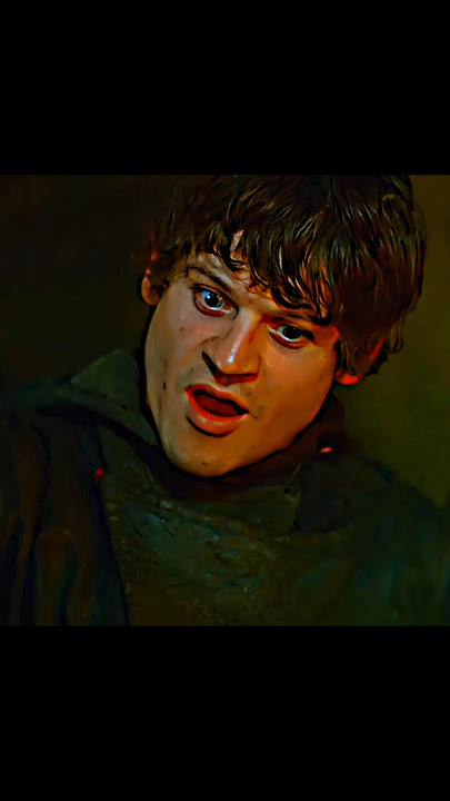 Ramsay cuts off Theon's favourite toy 🍆