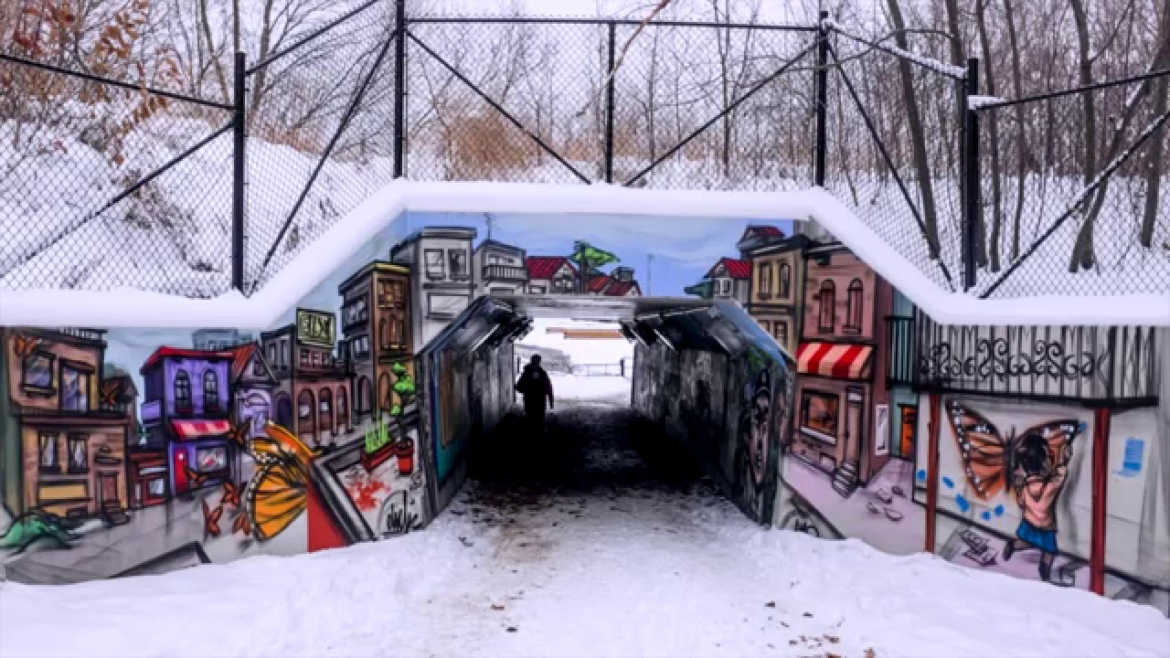 Elicser Elliott interview - Get Off Work on the street