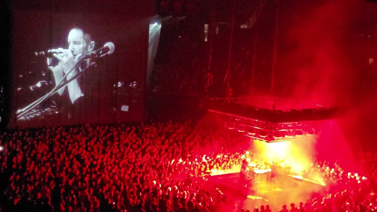 Nine Inch Nails - FULL SHOW @ Kia Forum, L.A. 09-19-25 - YouTube
