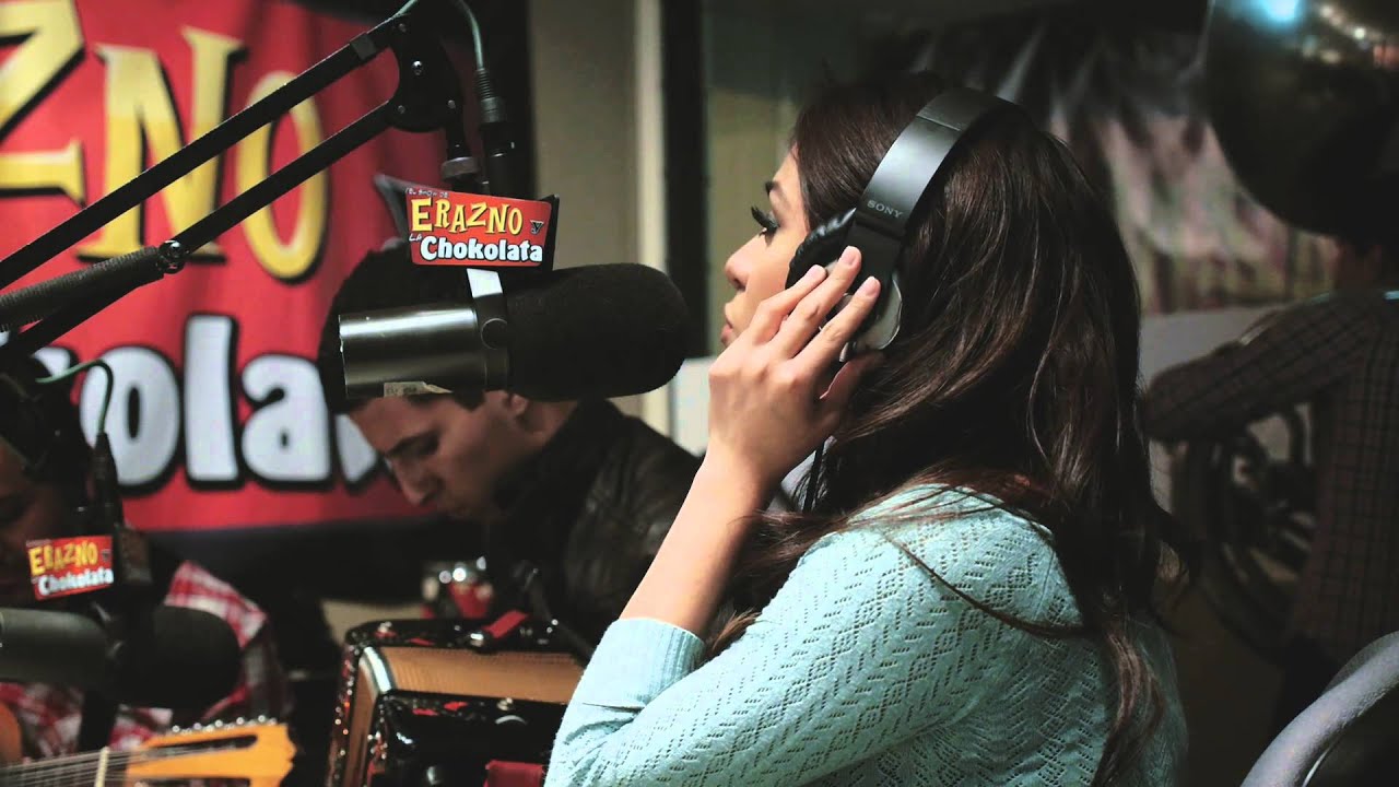 Nena Guzman en el Show de Erazno y La Chokolata - YouTube