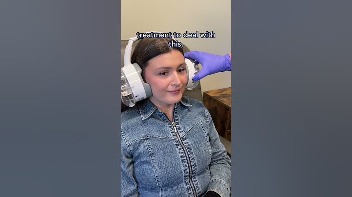 🪥 You get your teeth cleaned professionally. But what about your ears?👂 Try ear cleaning with OtoSet
