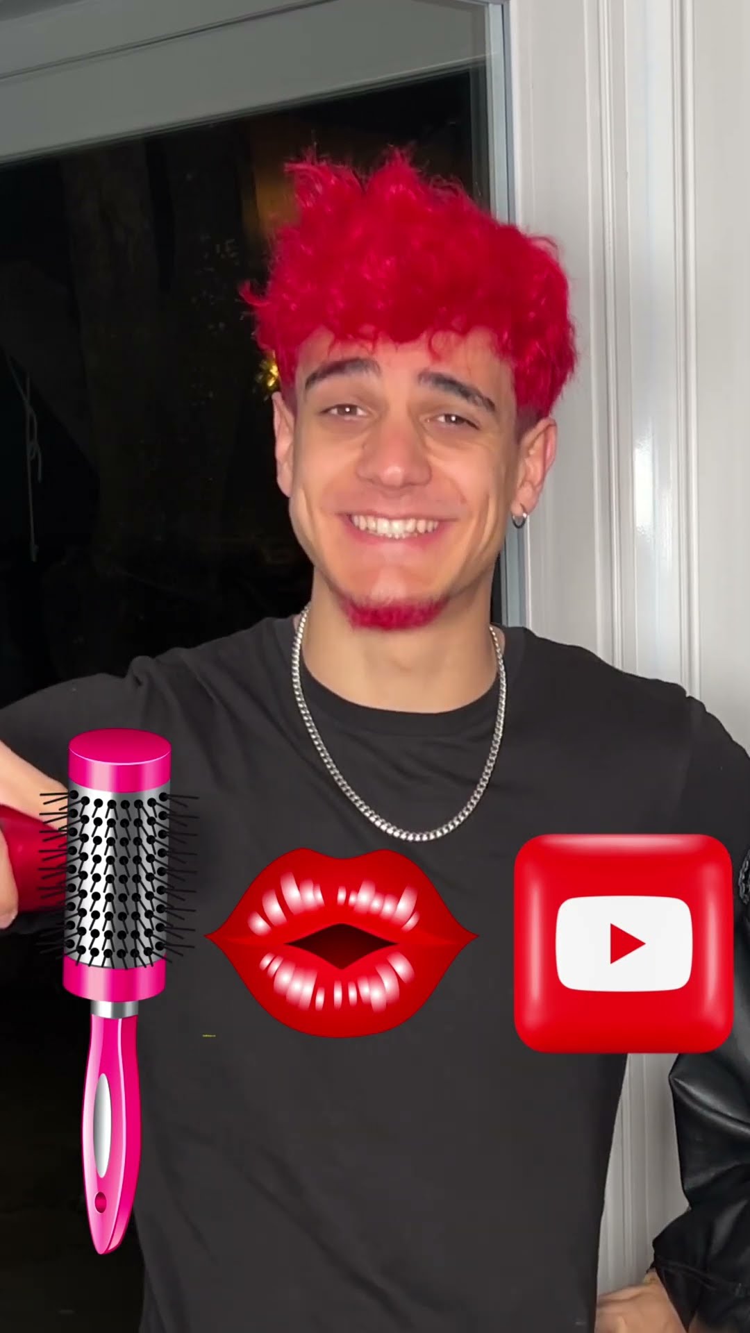 Mi CRUSH QUIERE TEÑIRSE el PELO de ROJO!