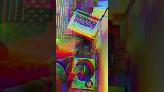 Scratchinng To Pelonz Beat