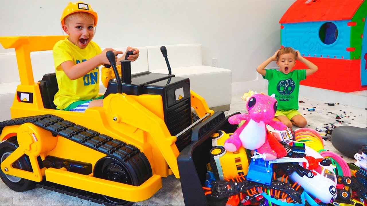  Vlad and Nikita play with toys ride on excavator