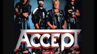 Accept  -  Amamos La vida chords