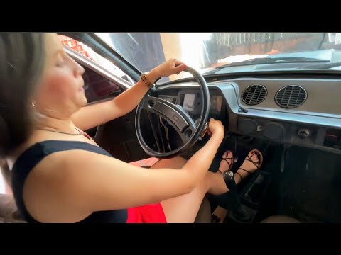 Jarlyn Fiat 147 Cranking Battle in Flip Flops after Mechanic Service | Pedal Pumping Revving Old Car