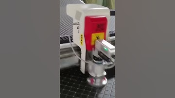 Automobile CNC digital oscillating vibration knife cutting machine #leathercuttingmachine