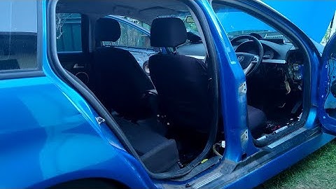 How to Remove the Holden VE Commodore Rear Door