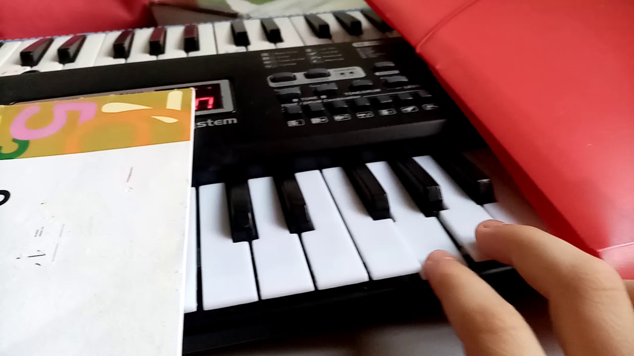 Clases de piano para principiantes - YouTube