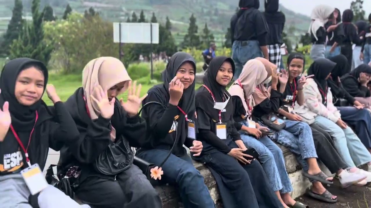 Literasi Budaya SMP N 7 Klaten Ke dieng Bersama CV.Mitra Semesta Raya.