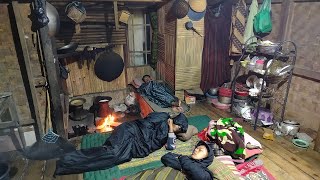 suasana subuh menjelang pagi di dapur kampung pinggir kuburan