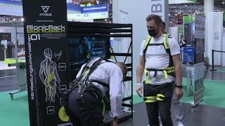 Mit Exoskelett sicher durchs Arbeitsleben