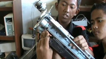 Siswa SMK Yapan Parakansalak Sukabumi Ciptakan Robot Penjinak Bom