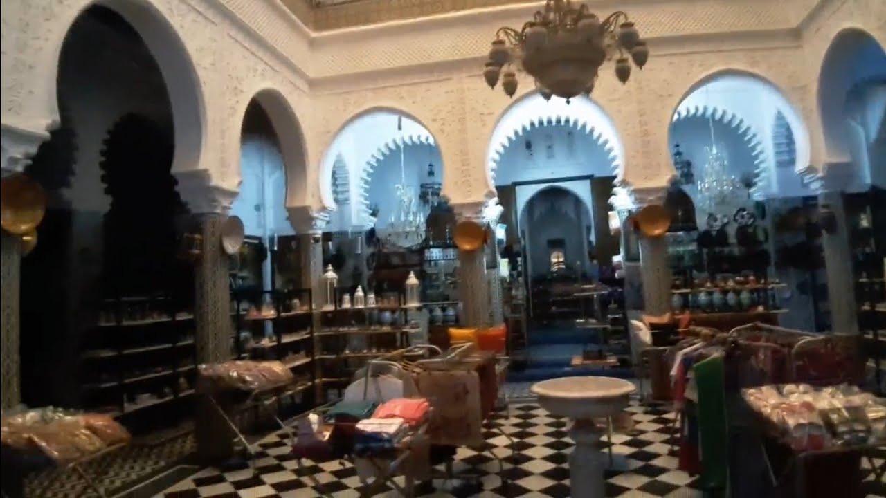 تطوان العتيقة قصر بريشة  باب جياف حي  شريشار حي مطامر فندق نجار...