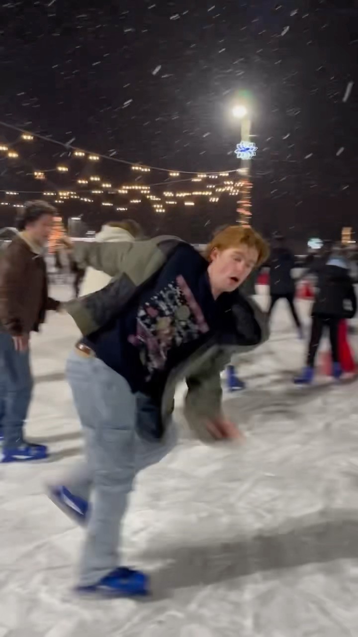 #JasonDeruloTV // Ice Skating ? #GotPermissionToPost From @noelbdoherty #YouCanDoAnything
