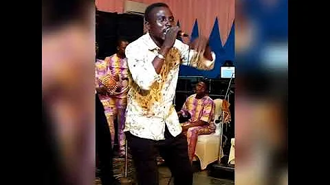 See this guy sing like Malaika, sk alao star omo Malaika original. No be fake