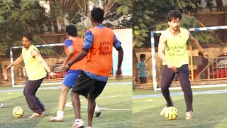 Tiger Shroff Playing FOOTBALL Very Well Like a Pro Football Player 😍😍