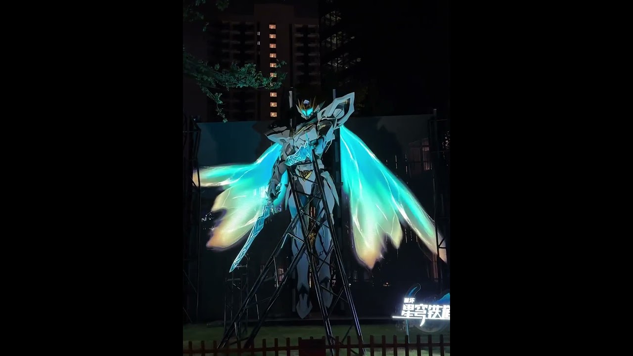 Shanghai’s Freedom Gundam Unleashes Glowing Wings in a Dazzling Night Display!  