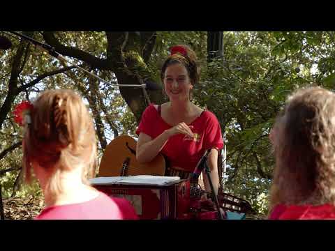 feminine splendour - ambā parameśwarī