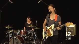 Clara Luzia &quot;My Body Is A Diary&quot; (live on OktoTV)