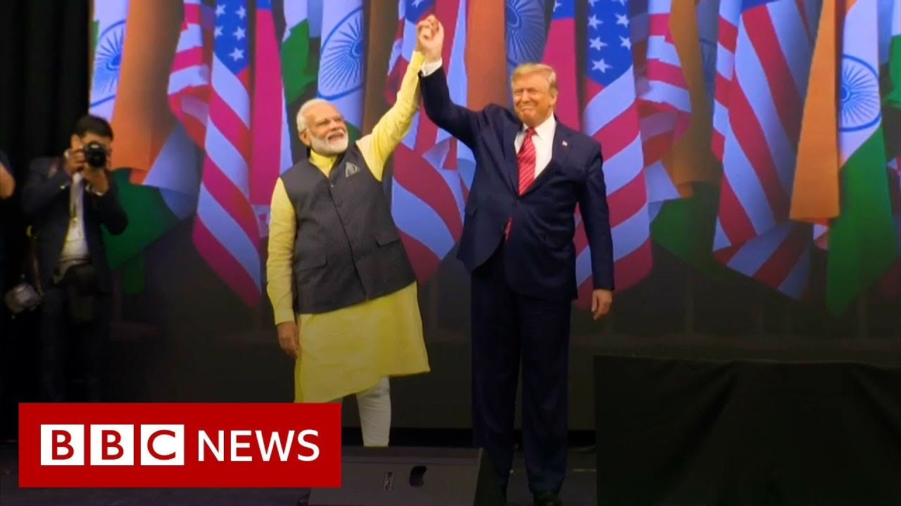 Trump praises Modi at ‘historic’ Texas rally - BBC News