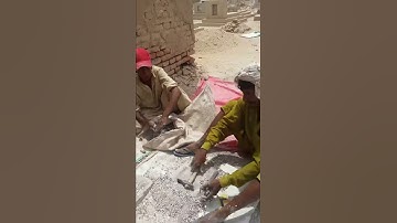 Crushing of chiroli  (gypsum) for restoration and conservation work