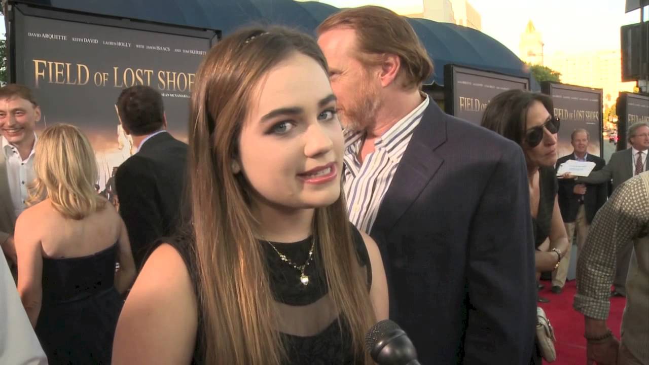 Mary Mouser - Red Carpet Interview - Field of Lost Shoes