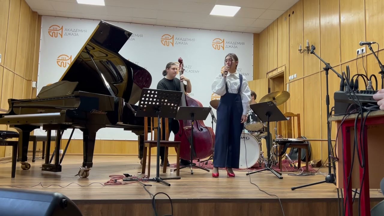 «Hum Drum Blues» - Анастасия Кетлинская