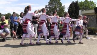 MIKULČICE-PAMÁTNÍK VELKÉ MORAVY:Svátek Bulharů-vystoupení bulharského souboru PIRIN 1.