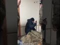 Военная полиция избивает раненных солдат #shorts