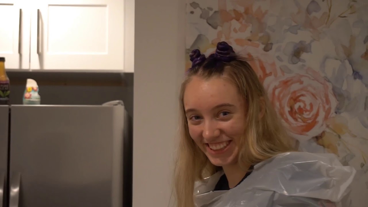 Мы покрасили волосы!!!