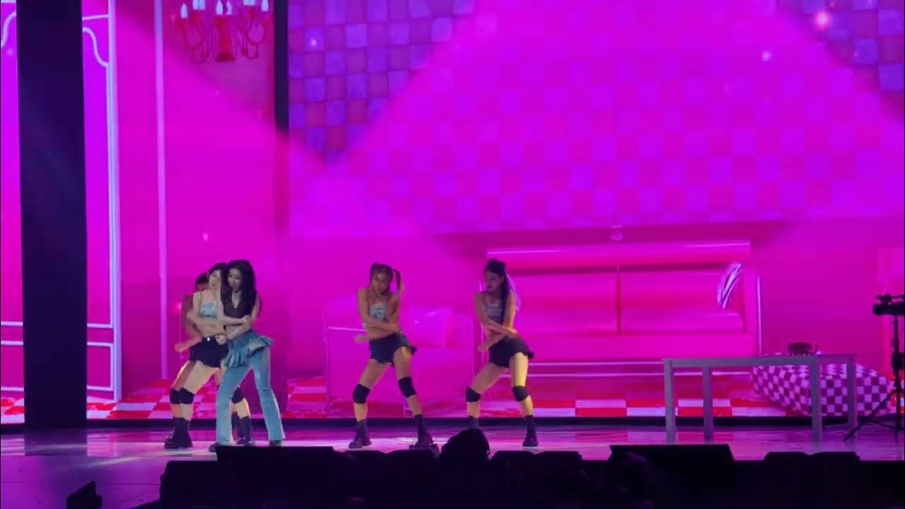 230115 bloodline (Chaeryeong solo) | ITZY CHECKMATE in Manila - YouTube