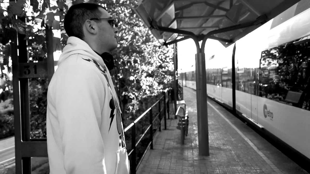 Guarda Atupa - Promoció de QuatribaRap (Videoclip) su YouTube Guarda Atupa - Promoció de QuatribaRap (Videoclip) su YouTube