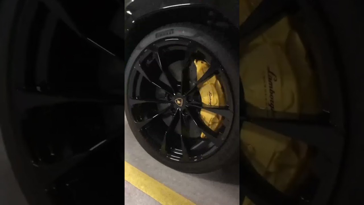 Lamborghini Urus/Nero Helene