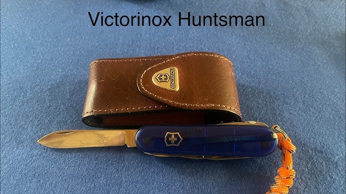 Navaja Victorinox mini 7 usos Swiss Lite con linterna azul