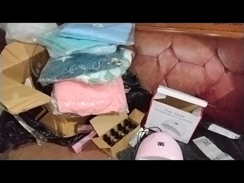 open ng mga Parcel na dumating