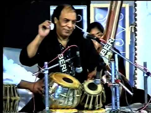 USTAD TAFU KHAN PAKISTAN TABLA SOLO ll Part 2 ll Harballabh Sangeet Sammelan Jalandhar 2004