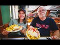 Comiendo CHIVITO URUGUAYO (Típico Plato de Uruguay) + Tour de Palacio Salvo en MONTEVIDEO, Uruguay