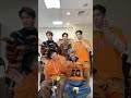 好可愛!看看誰來了? #小飛棍來了 #AcQUA源少年