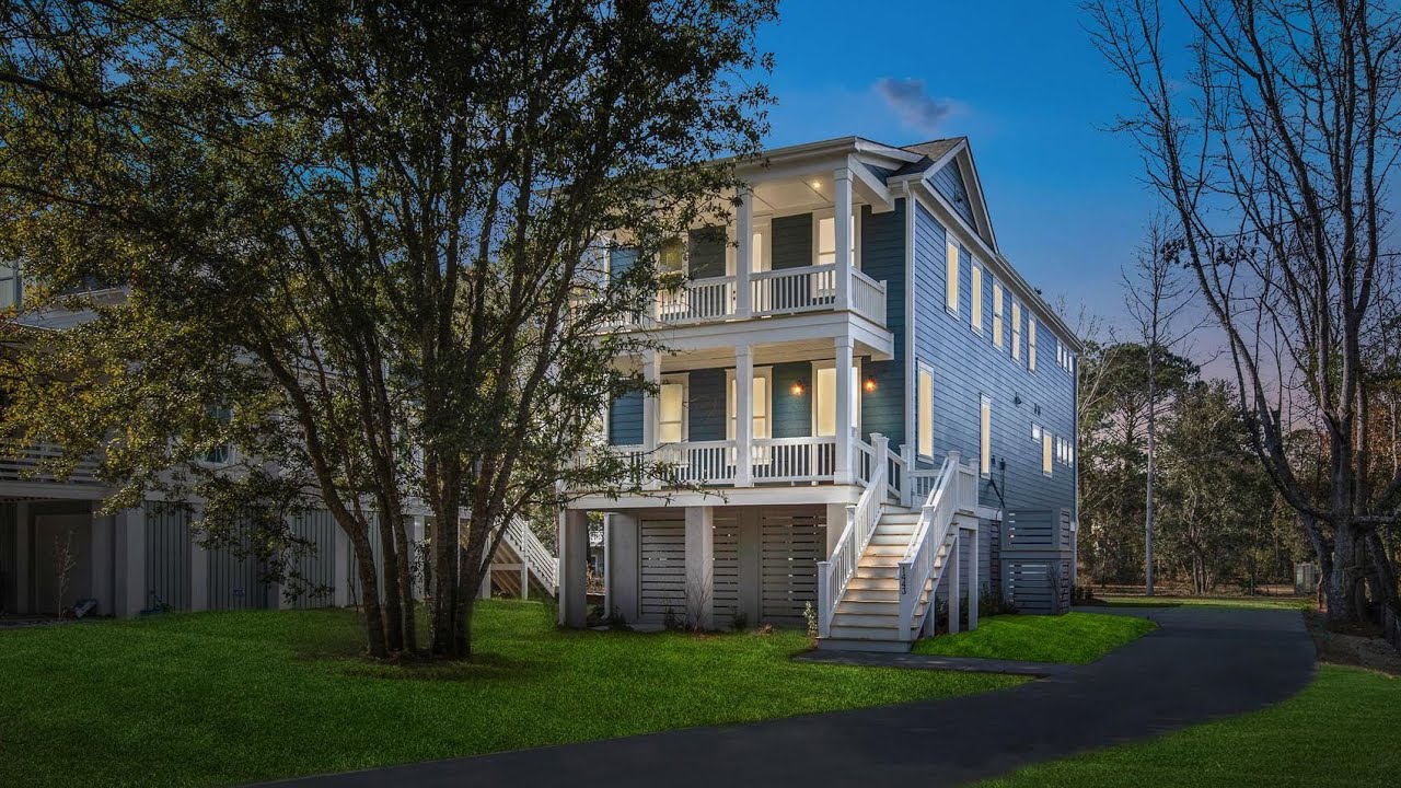 1443 Periwinkle Drive Mount Pleasant, South Carolina Listed by