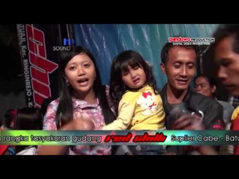 NIRWANA LIVE BATUAJI - KEDIRI - TUTUPE WIRANG BY : NELLA LHARISMA