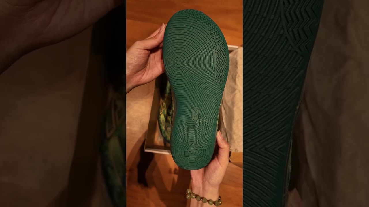 Jade🟢-like sparkle and clarity 🍋‍🟩Shop Peak Taichi Supreme 'Guochuang' at Kicksown.com