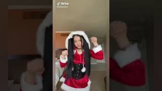 Hai Phut Hon Marlene - Bella Poarch TIKTOK Dance, Sexy Girl