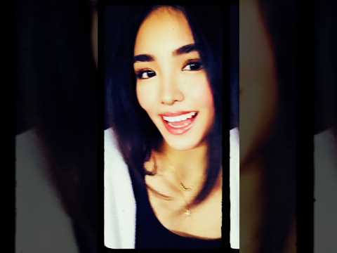 IN THE MIDDLE TIKTOK TREND Shorts 