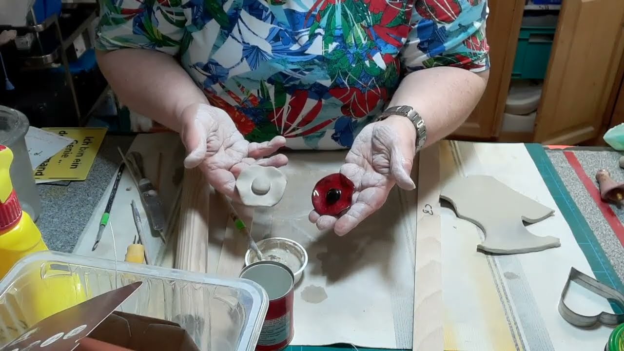 Schnelle Calla und Mohnblüte töpfern